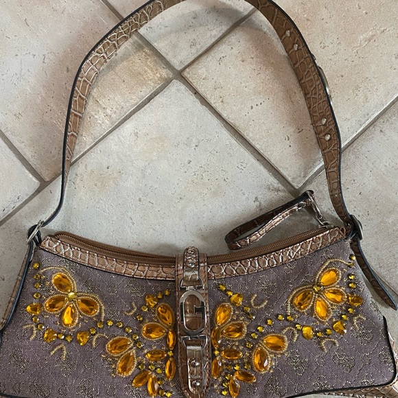 Purse - Picture 2 of 2